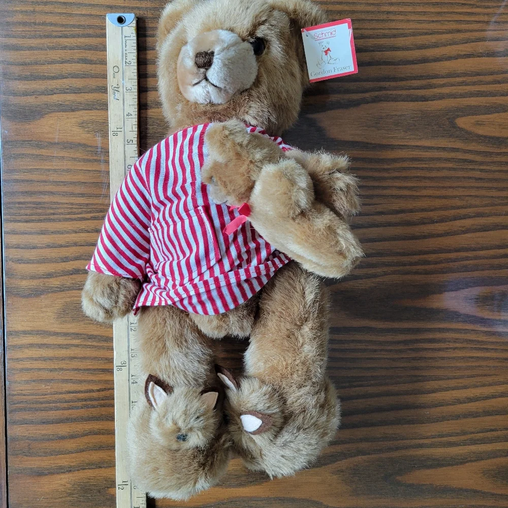 Vintage SCHMID 1984 Musical Collectibles Stuffed Bear By Gordon Fraser
